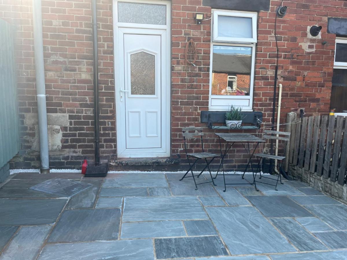 Villa Hilton House Barnsley Exterior foto